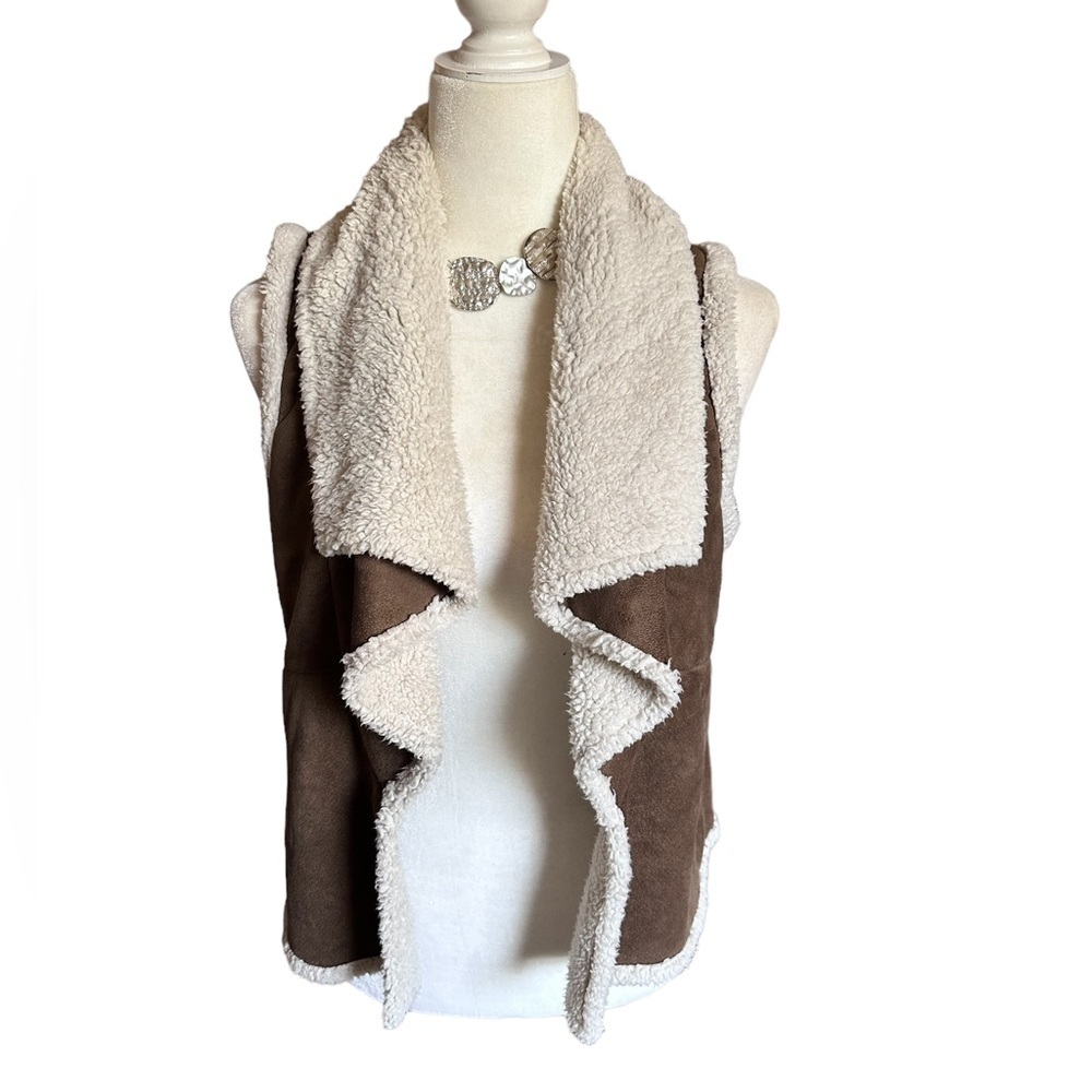 Ecko Unlimited Faux Suede/Sherpa Vest